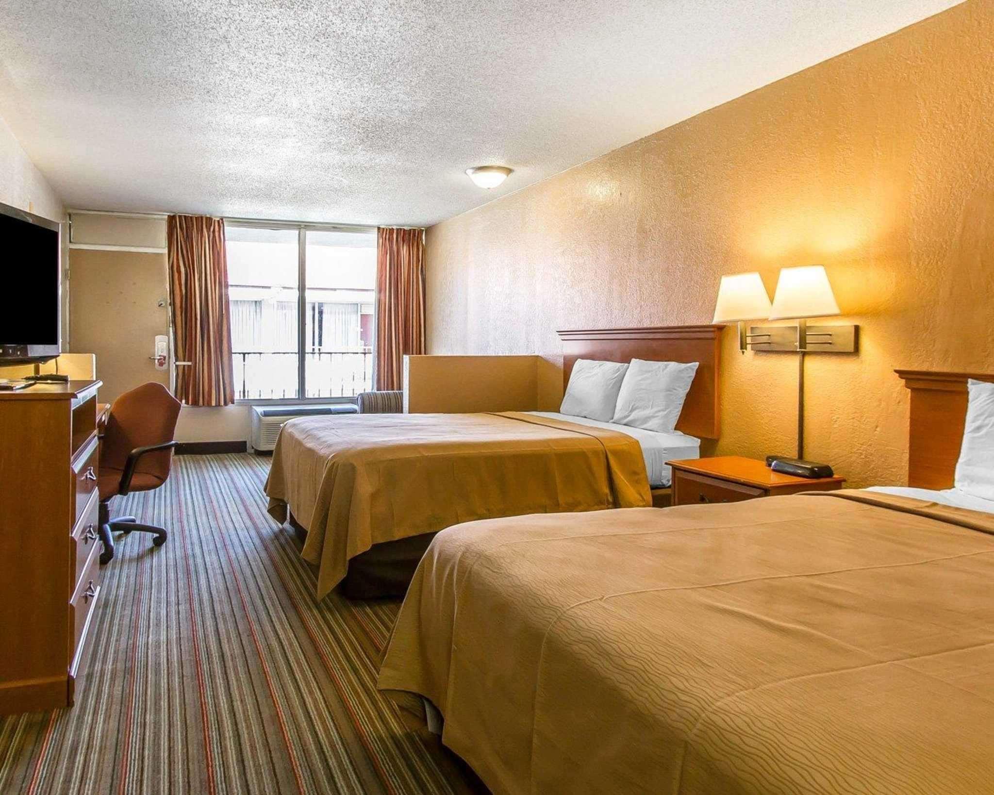Hotel Econo & Near Bricktown Oklahoma City